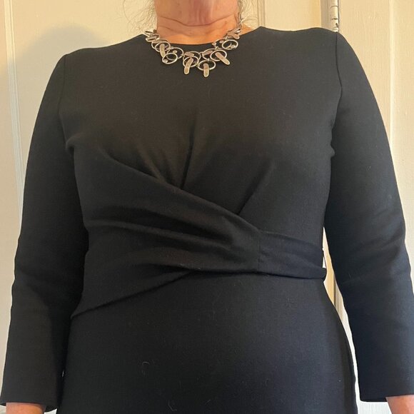 Black dress, light wool, front crossover detail - Picture 2 of 10